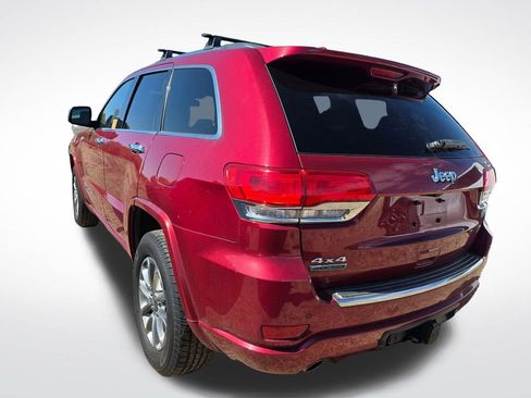 Used 2015 Jeep Grand Cherokee Overland w/ Advanced Technology Group AWD/4WD image 8