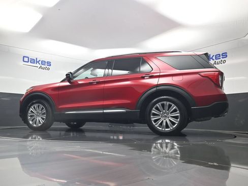 Used 2024 Ford Explorer Limited w/ Equipment Group 301A AWD/4WD image 45