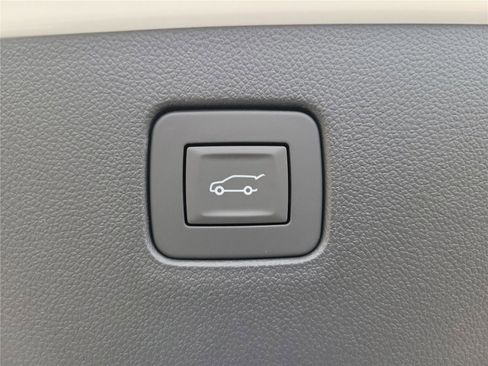 New 2026 Buick Envista Avenir image 9