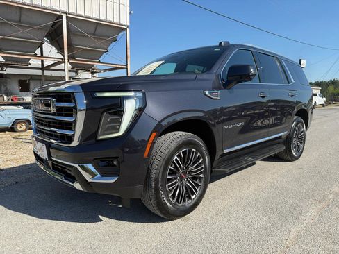 Used 2025 GMC Yukon Elevation w/ Elevation Premium Package image 1