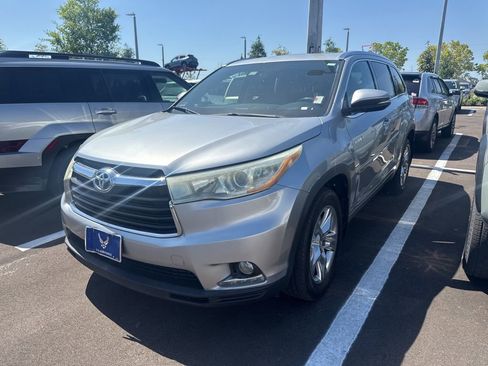 Used 2015 Toyota Highlander Limited image 1