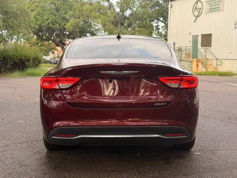 Used 2016 Chrysler 200 Limited w/ Anniversary Edition FWD image 6