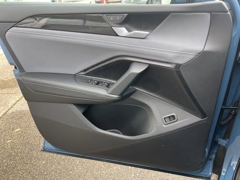 New 2026 Volkswagen Tiguan SE image 17