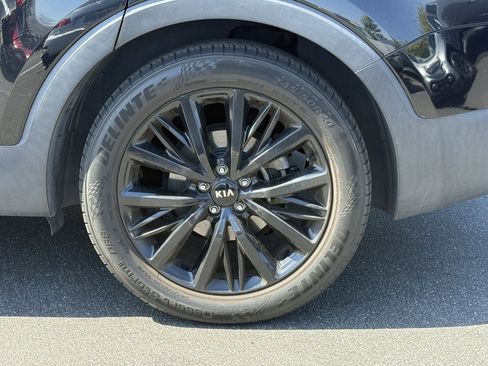 Certified 2020 Kia Telluride SX w/ Towing Package image 9