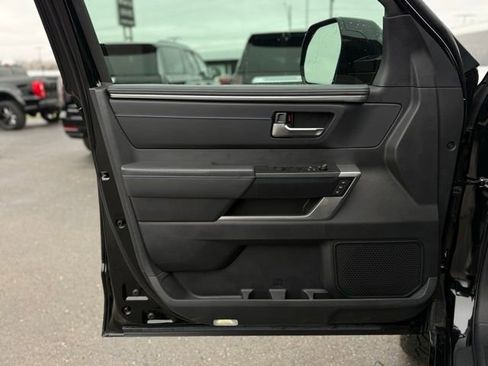 Used 2025 Toyota Tundra Platinum image 20