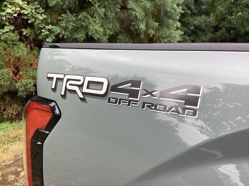 Used 2024 Toyota Tundra Limited w/ TRD Off-Road Package AWD/4WD image 10