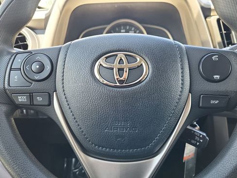 Used 2013 Toyota RAV4 XLE AWD/4WD image 18