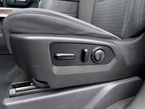 Used 2021 Chevrolet Silverado 1500 RST w/ Convenience Package II image 18