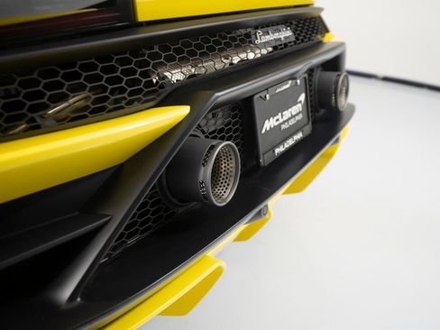 Used 2022 Lamborghini Huracan EVO image 50