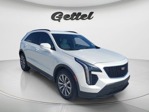 Used 2023 Cadillac XT4 Sport FWD image 3