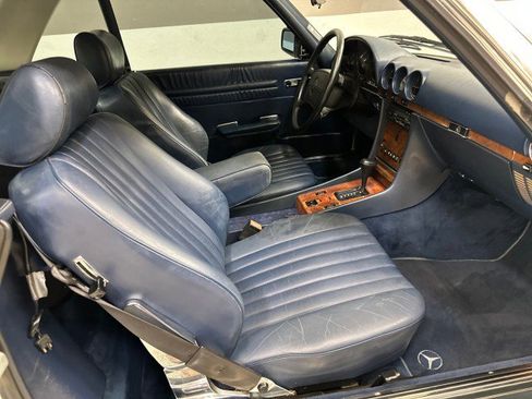 Used 1988 Mercedes-Benz 560 SL image 41