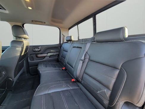 Used 2018 GMC Sierra 2500 Denali w/ Duramax Plus Package image 7