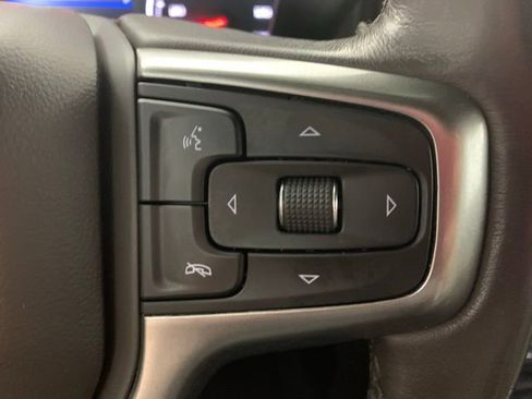 Used 2021 Chevrolet Silverado 1500 LTZ AWD/4WD image 19
