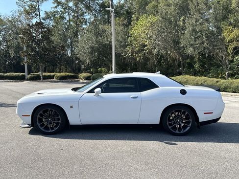 Used 2023 Dodge Challenger R/T Scat Pack w/ Plus Package image 10