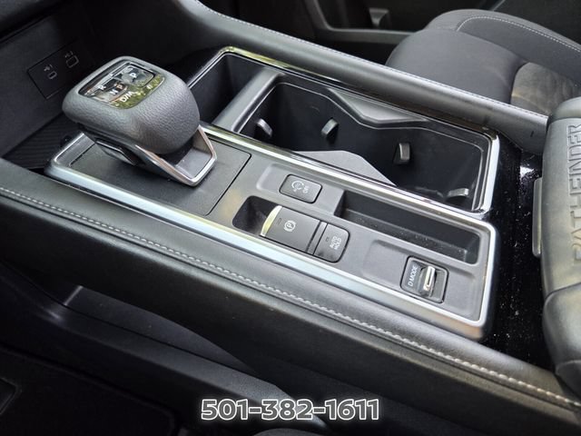 Used 2024 Nissan Pathfinder SV FWD image 27