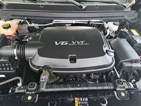 Used 2022 Chevrolet Colorado W/T w/ WT Convenience Package image 26