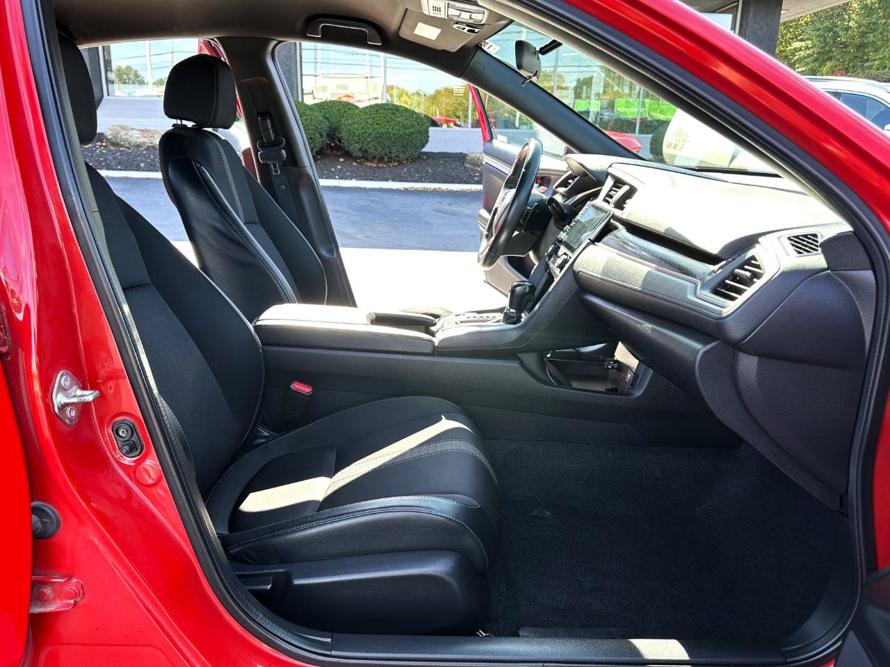 Used 2020 Honda Civic Sport image 38