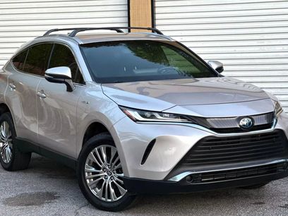 Used 2021 Toyota Venza XLE w/ Softex Package