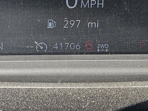 Used 2019 Chevrolet Silverado 1500 RST image 11