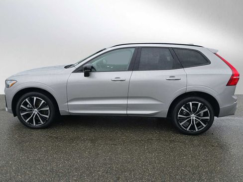 Certified 2025 Volvo XC60 B5 Plus AWD/4WD image 7