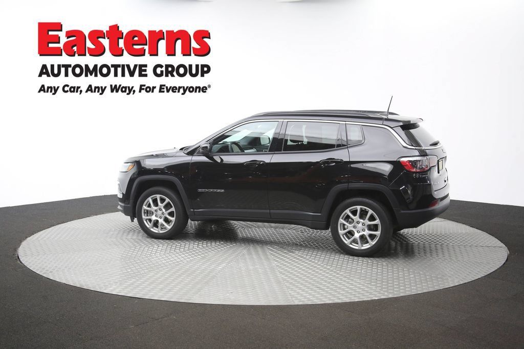 Used 2024 Jeep Compass Latitude AWD/4WD image 60