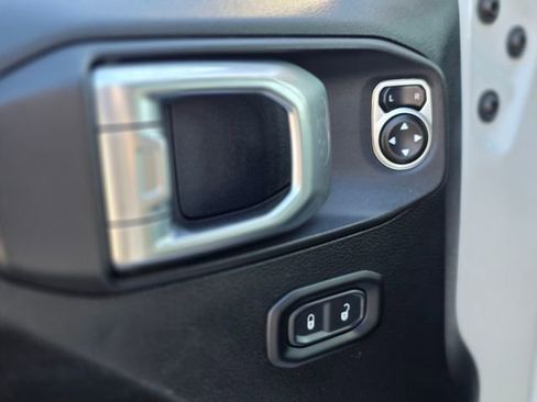 Used 2020 Jeep Gladiator Sport w/ Quick Order Package 24S image 25