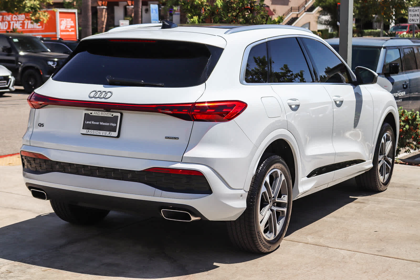 Used 2025 Audi Q5 Premium AWD/4WD image 5