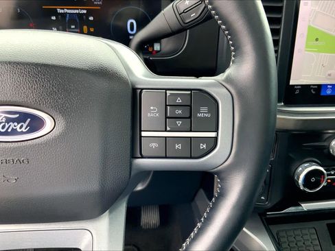 Certified 2024 Ford F250 Lariat w/ Lariat Ultimate Package image 22