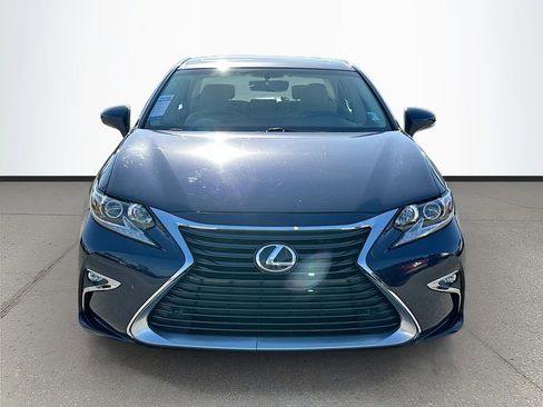 Used 2016 Lexus ES 350 w/ Premium Package w/Wood Trim image 2