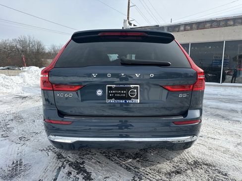 Certified 2023 Volvo XC60 B5 Plus w/ Climate Package image 7