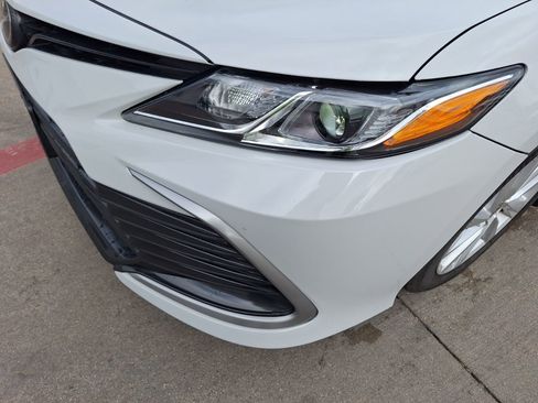 Used 2024 Toyota Camry LE image 10