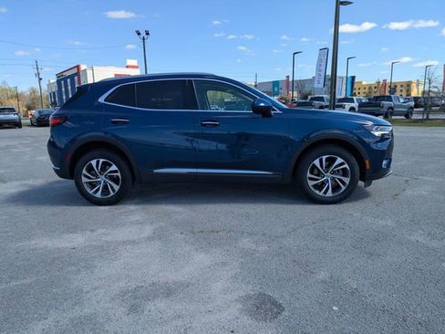 Used 2023 Buick Envision Essence image 2