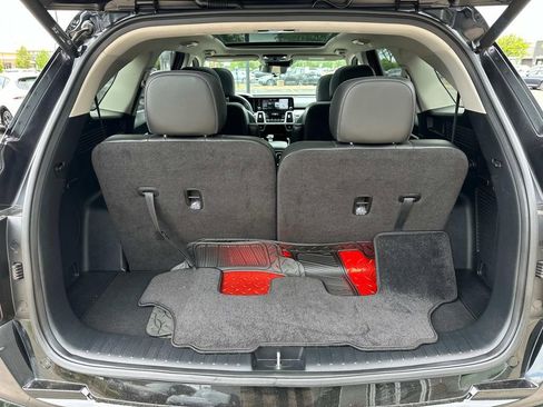 Used 2022 Kia Sorento SX image 9
