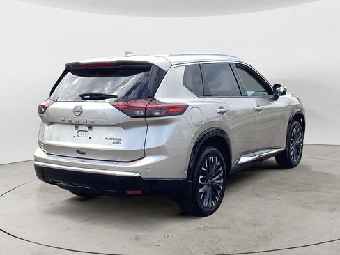 Used 2024 Nissan Rogue Platinum w/ Platinum Premium Package AWD/4WD image 5