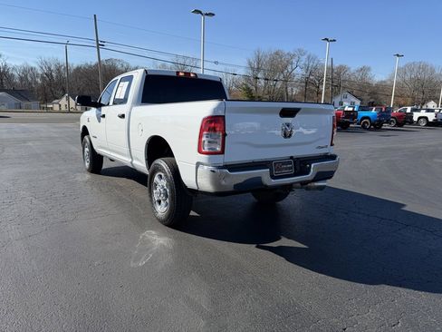 Used 2022 RAM 2500 Tradesman w/ Chrome Appearance Group image 5