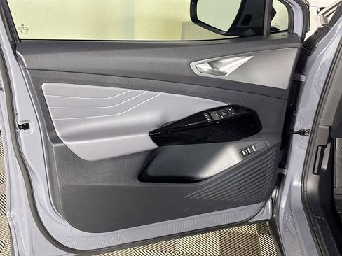 Certified 2023 Volkswagen ID.4 S RWD image 10