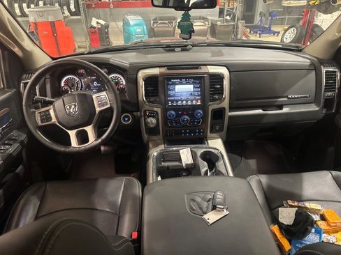 Used 2017 RAM 1500 Laramie w/ Convenience Group RWD image 6
