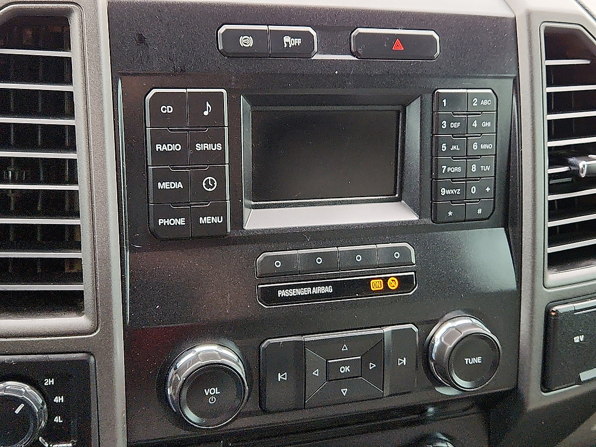 Used 2018 Ford F250 XL w/ Power Equipment Group AWD/4WD image 24
