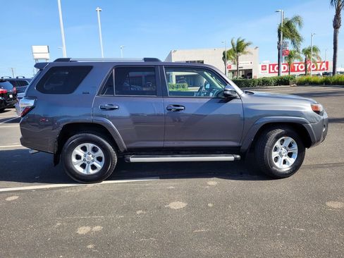 Used 2023 Toyota 4Runner SR5 Premium w/ Moonroof Package RWD image 4