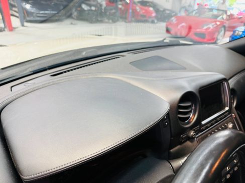 Used 2013 Nissan GT-R Premium AWD/4WD image 28