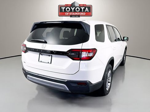 Used 2025 Honda Pilot EX-L image 7