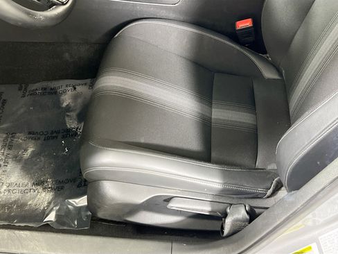 Used 2022 Honda Civic Sport image 18