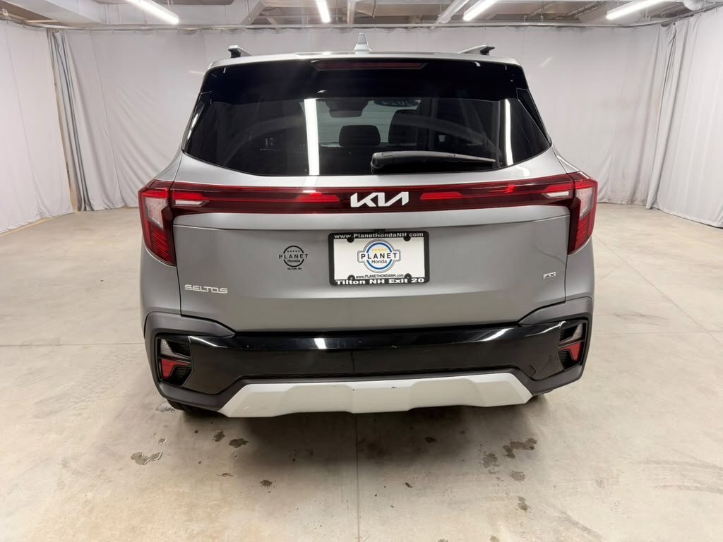 Used 2024 Kia Seltos SX AWD/4WD image 12