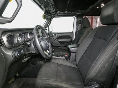 Used 2023 Jeep Wrangler Sport S image 37