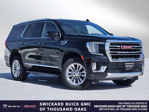 Used 2023 GMC Yukon SLT w/ SLT Premium Package image 1