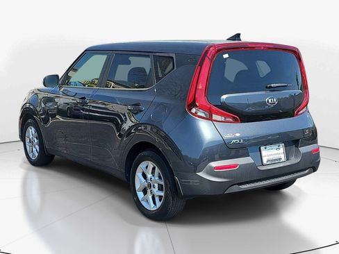 Used 2020 Kia Soul S FWD image 4