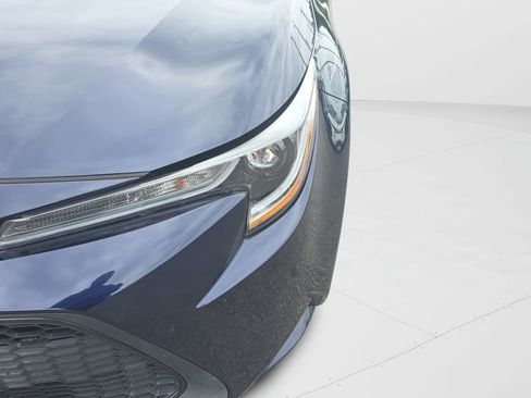 Used 2020 Toyota Corolla LE FWD image 25
