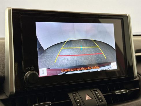 Used 2023 Toyota RAV4 XLE Premium FWD image 25