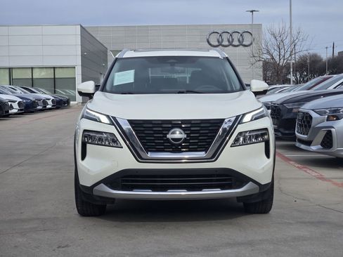 Used 2023 Nissan Rogue Platinum image 4