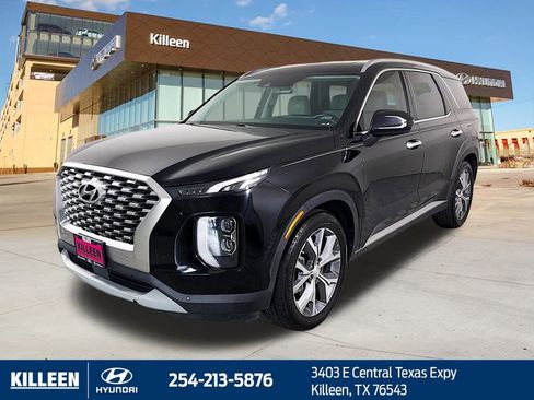 Used 2022 Hyundai Palisade SEL w/ Premium Package FWD image 3